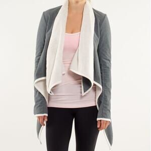Lululemon Presence Of Mind Jacket
Polar Cream 2 rare fleece gray small